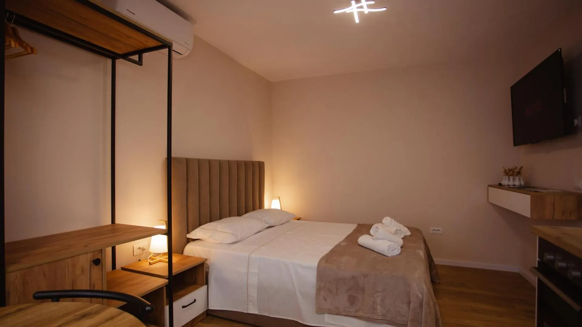 City Center Studio Apartments Shkoder Albania