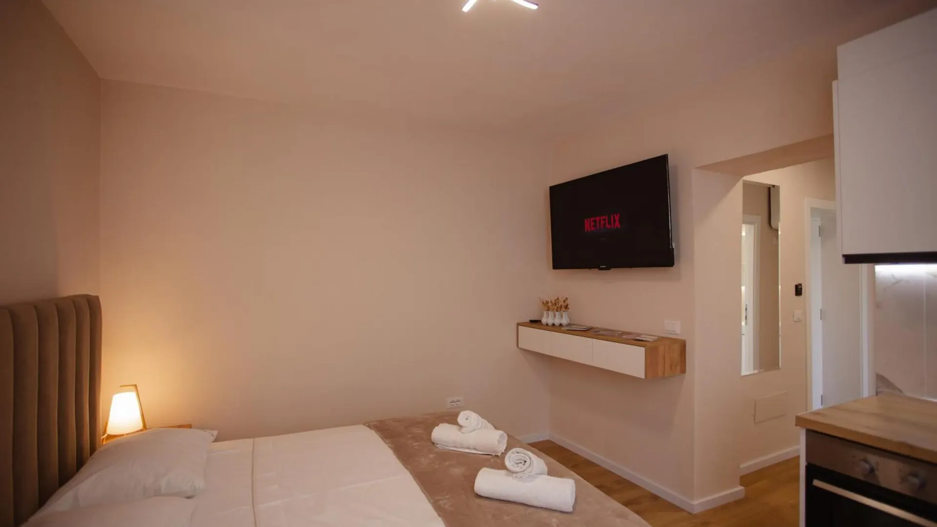 City Center Studio Apartments Shkoder