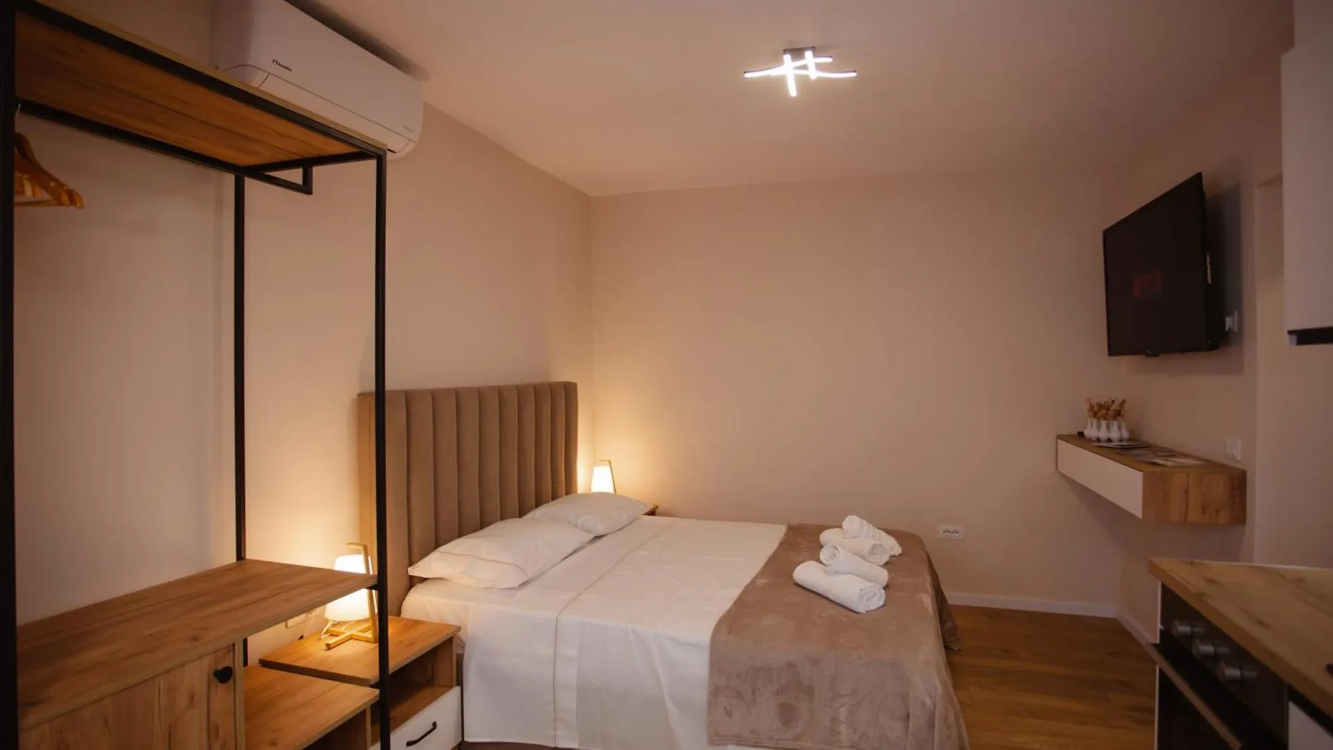 City Center Studio Apartments Shkoder