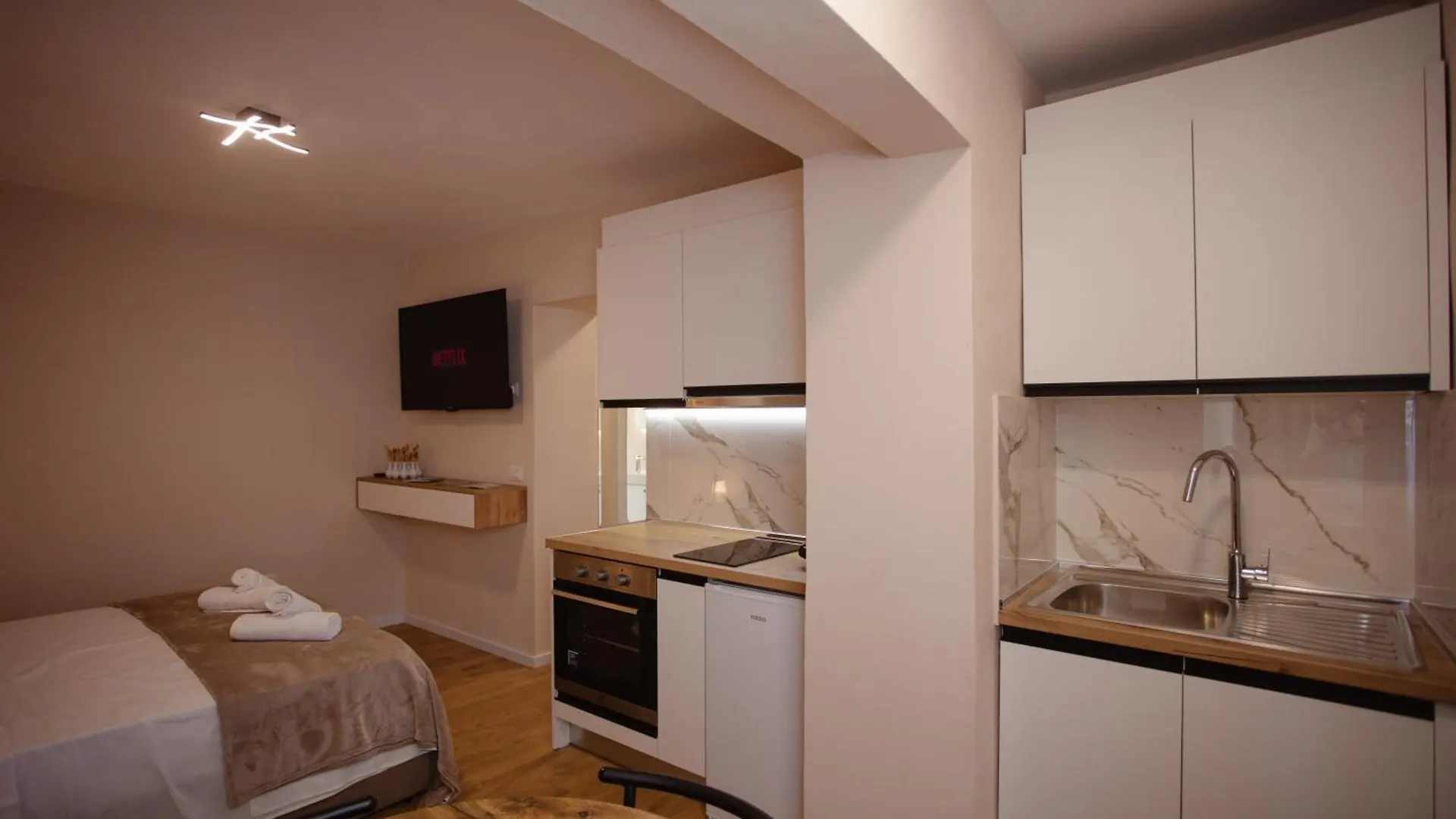 City Center Studio Apartments Shkoder