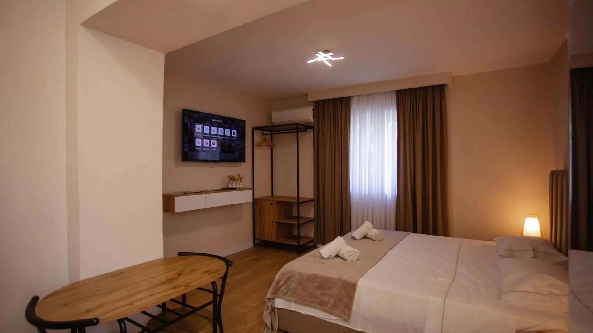 City Center Studio Apartments Shkoder